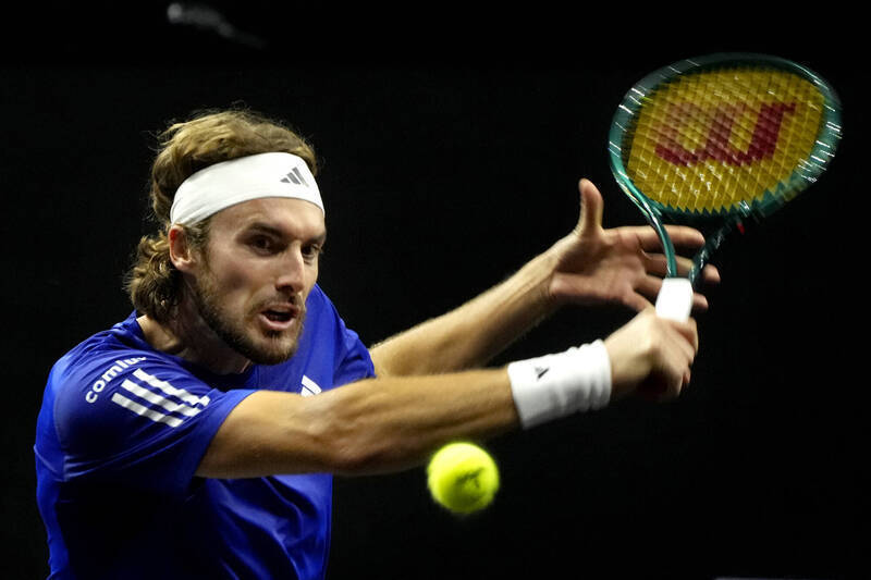 拉沃尔杯逆转戴维斯杯，西西帕斯关键制胜