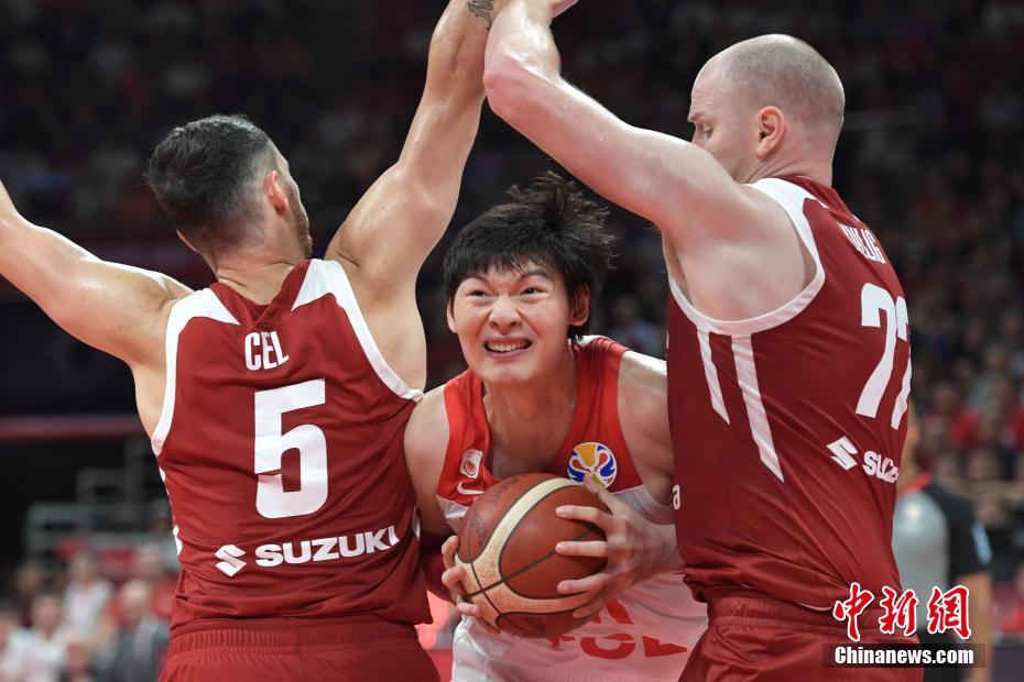 开云平台-中国队鏖战韩国队，张继科关键制胜