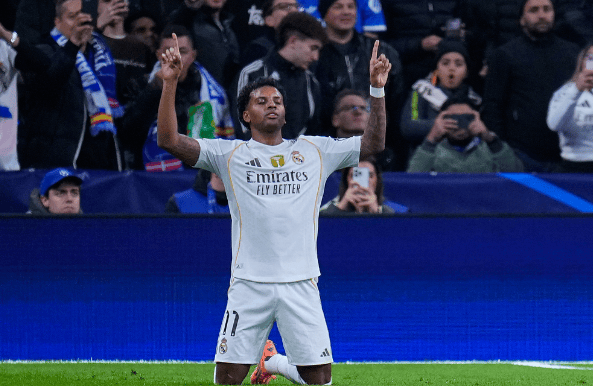 红牛车队鏖战威廉姆斯，阿隆索状态火热